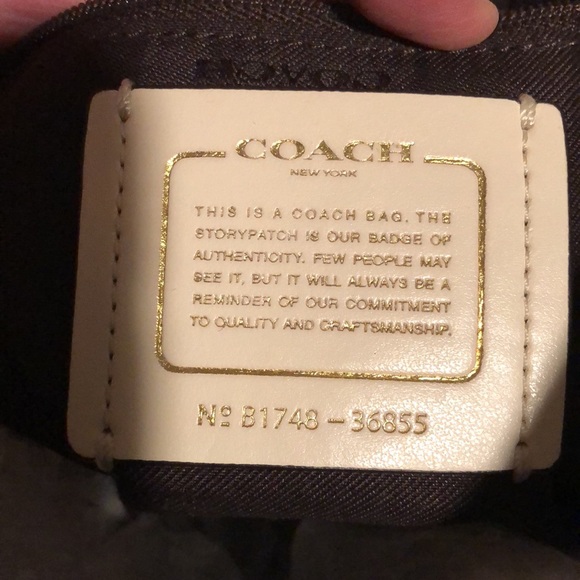 Coach turn lock purse - Picture 10 of 16